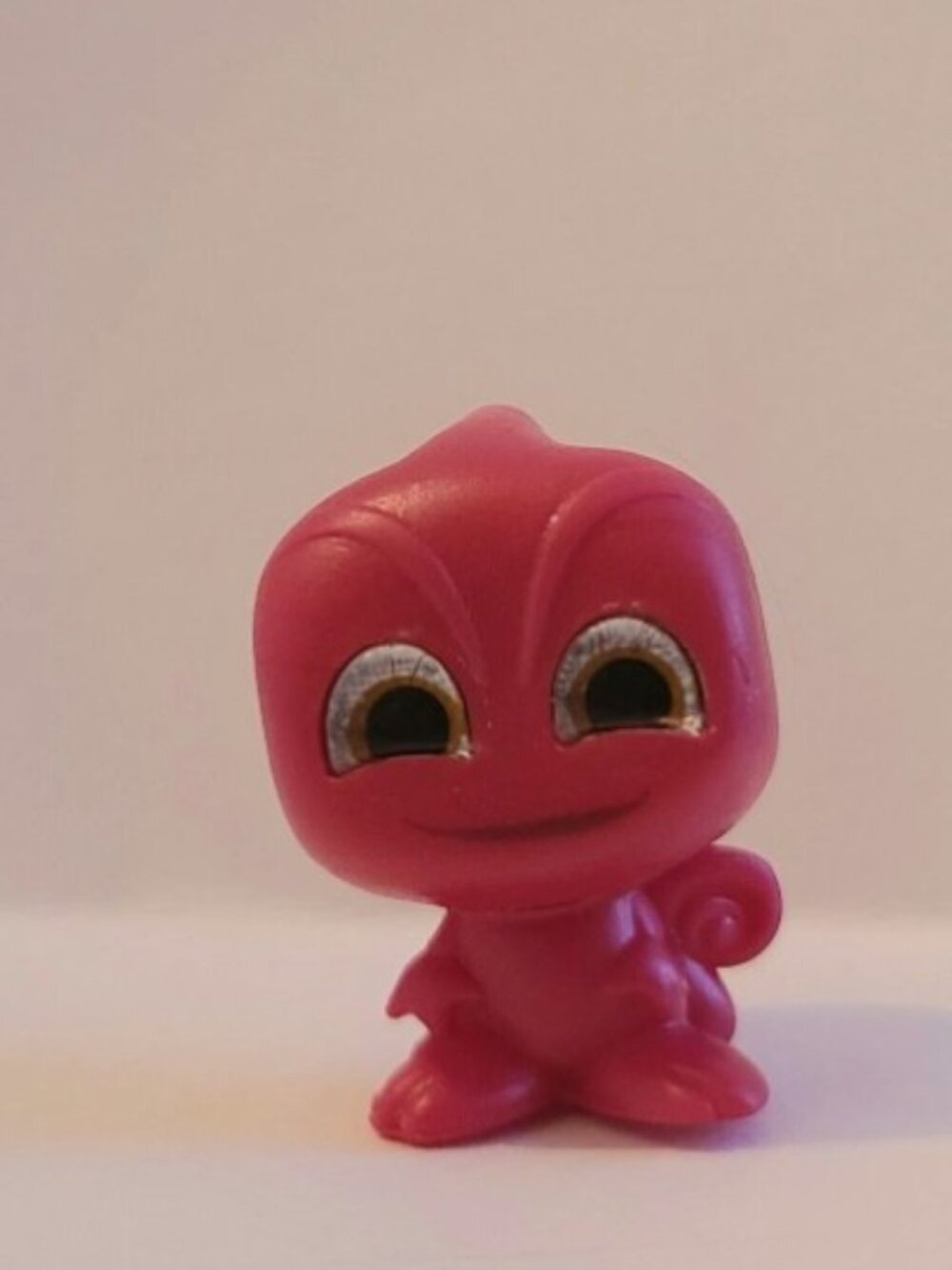 Series 2 Moose: Pascal Red from Tangled Disney Doorables